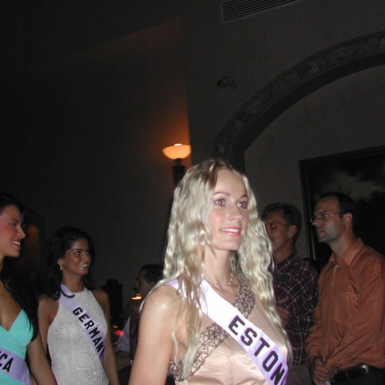 טקס "מיס יוניברס" באקוודור