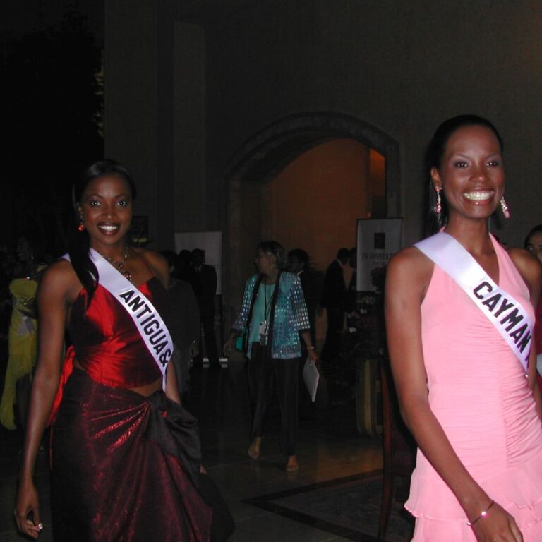 יפהפיות כהות עור בתחרות מיס יוניברס