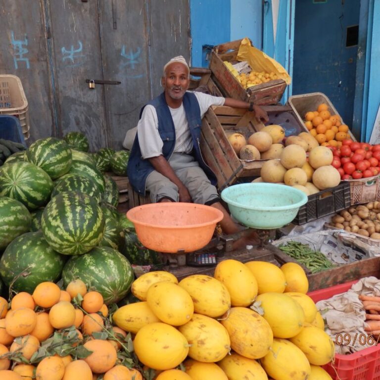 ירקן מרוקני בשוק במארקאש