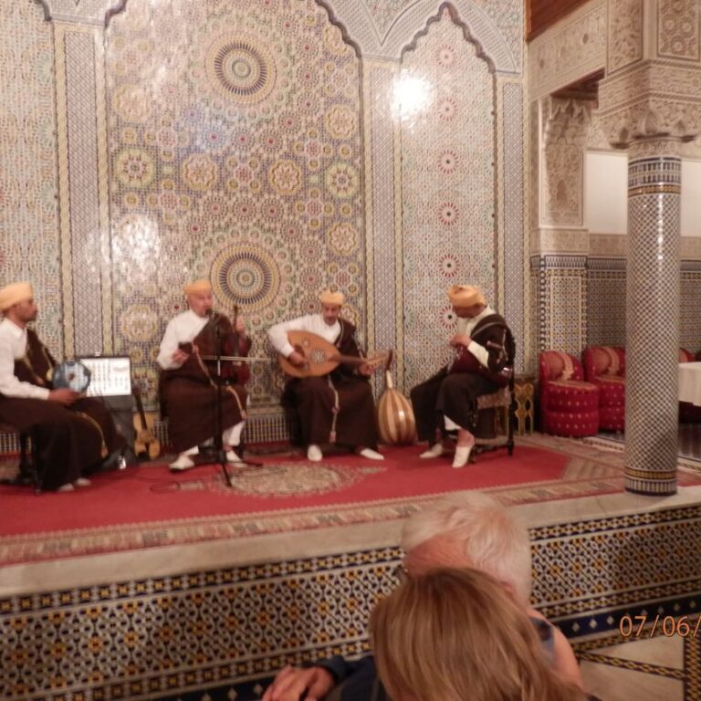 מופע מרוקני בתיאטרון בראבאט