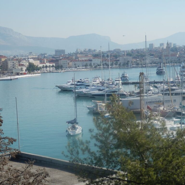 מנמלי הערים הקרואטיות