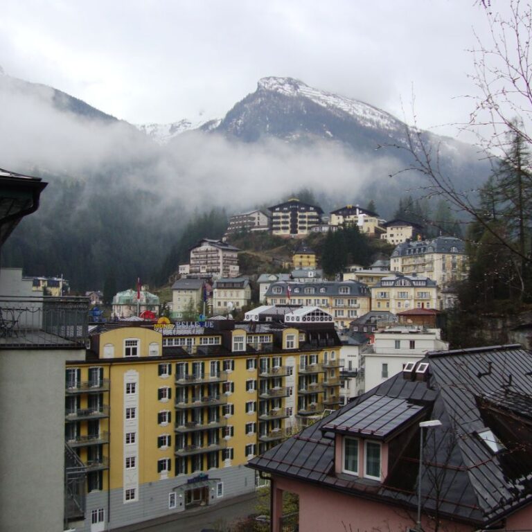 עיירה אוסטרית (2)