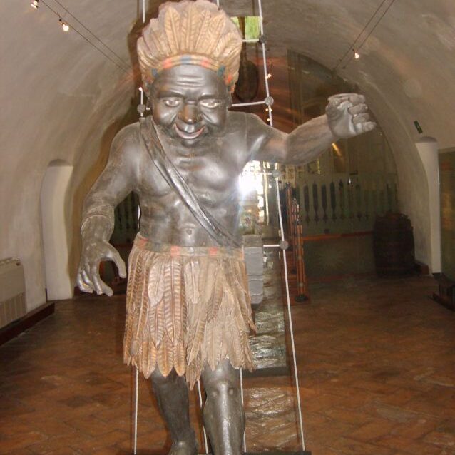 פסל אינדיאני במוזיאון בצ'ילי