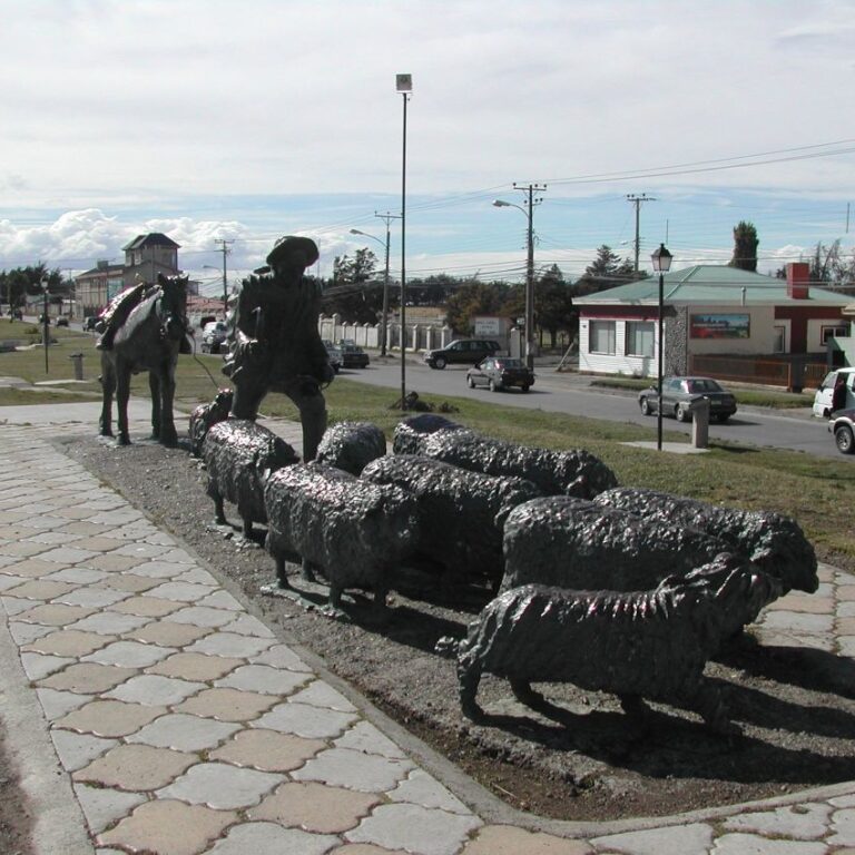 פסל של רועה כבשים בצ'ילי