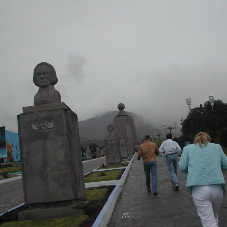 שדרת גדולי האומה האקוודורים