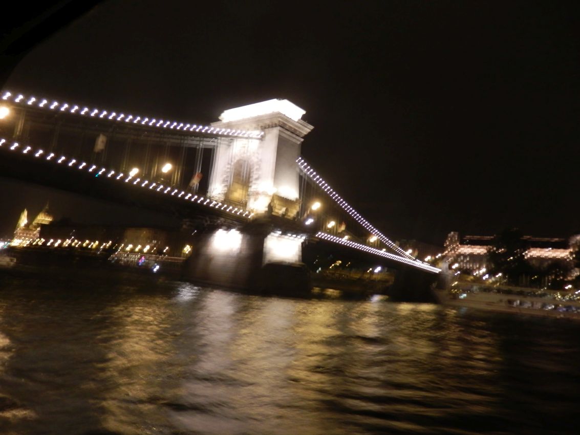 תאורה לילית בגשר
