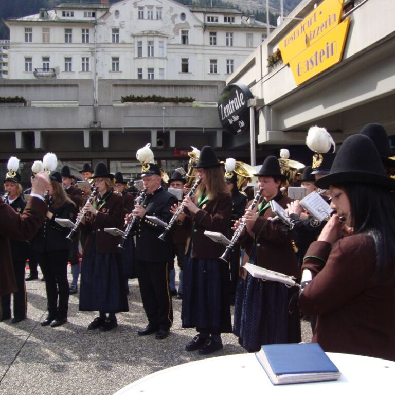 תזמורת אוסטרית בחזרה בבאד גאשטיין