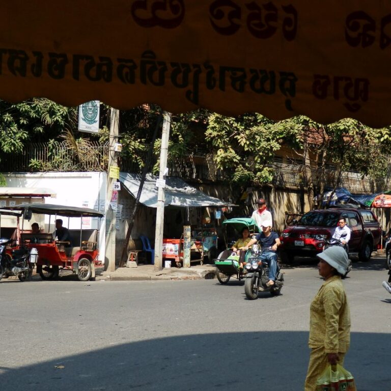 ה"טוז-טוזים" עדין שולטים בעיירות תאילנדיות