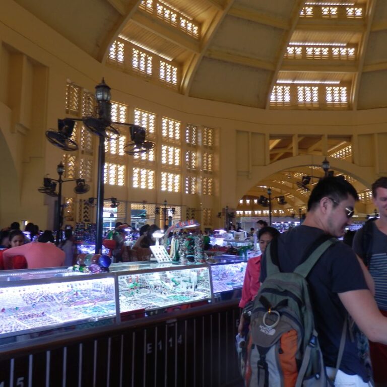 יריד תכשיטים בקניון בבנגקוק