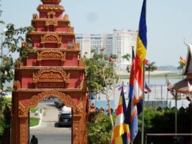 שער כניסה מרשים