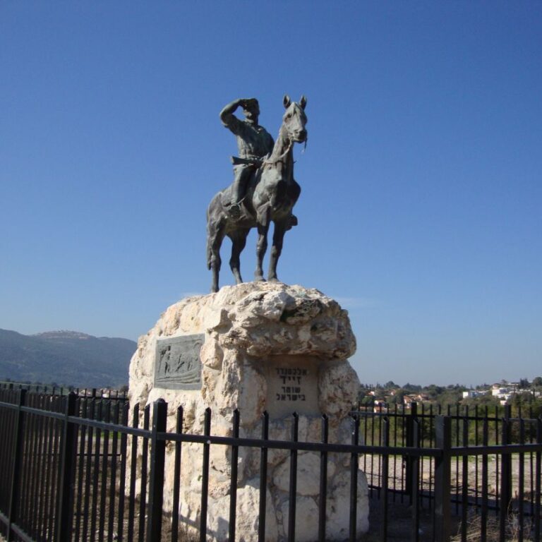 אנדרטה לאלכסנדר זייד