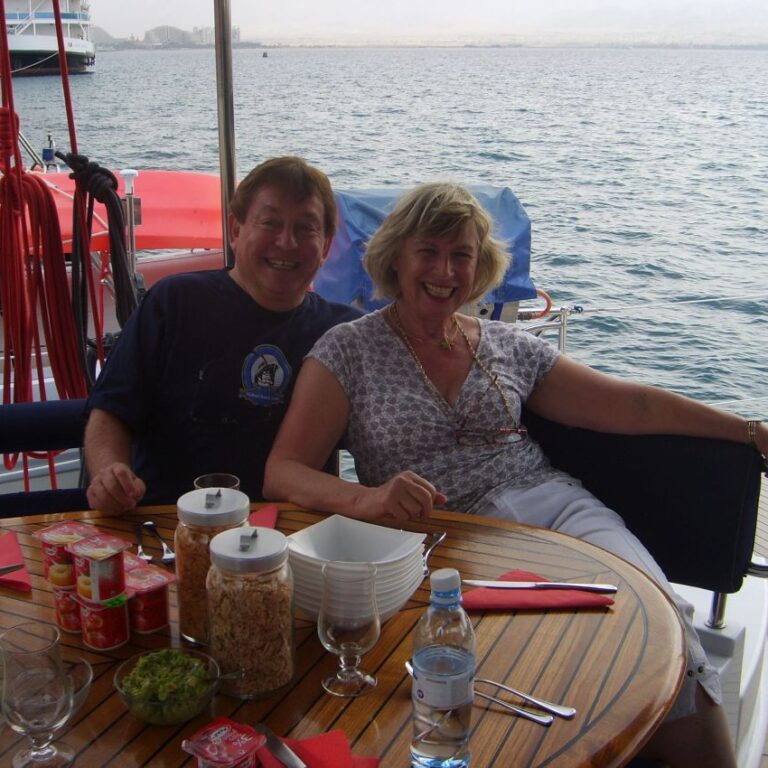 ארוחת בוקר על היאכטה