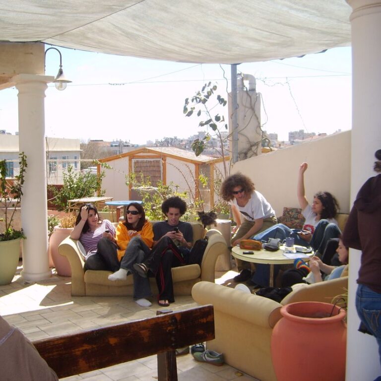 בילוי על גג יפואי