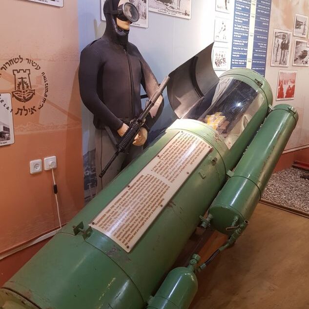 מיכלי הנשק שנחשפו בספינה קארין A וגרמו לנשיא האמריקני לאבד אמון בערפאת