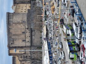 המצודה המשקיפה על נמל העיר נאפולי