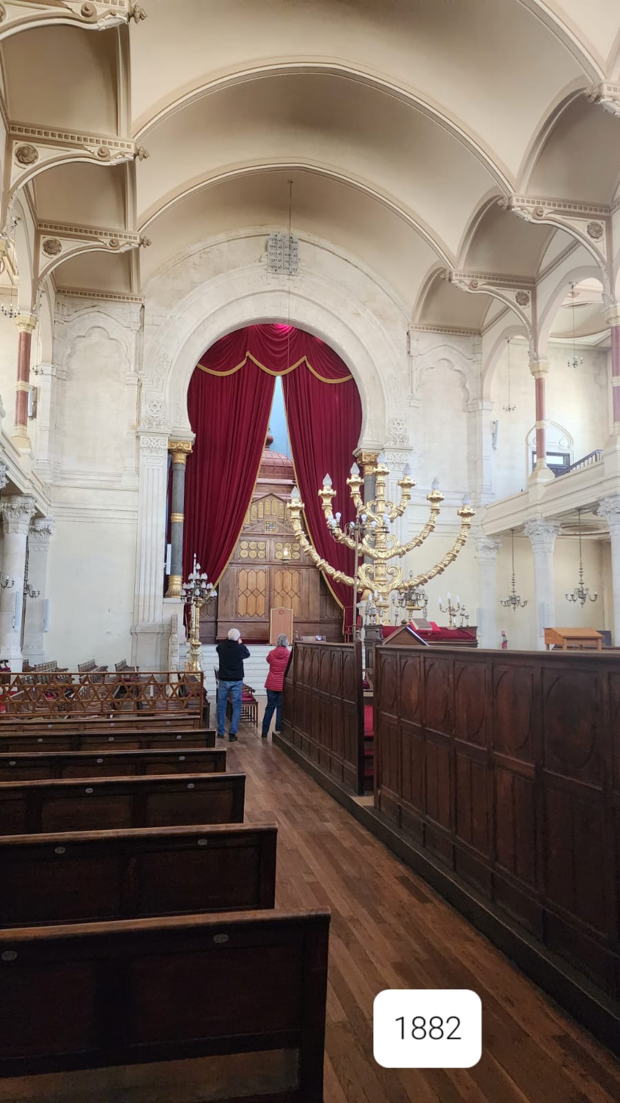 בית הכנסת בורדו - מבט לאיזור התפילה