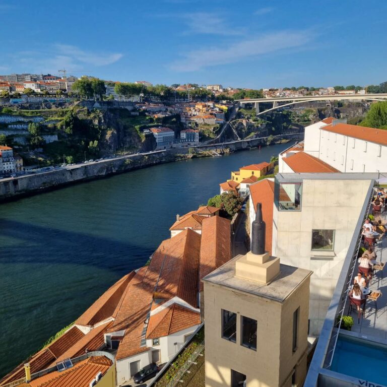 מבט על העיר פורטו