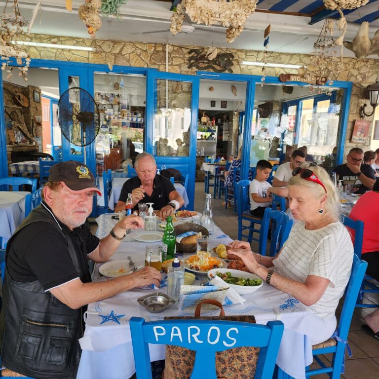 הטורפים הרעבים שפשטו על מסעדת הדגים