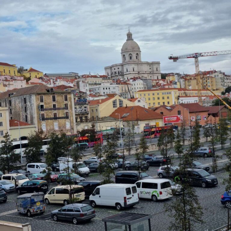 העיר ליסבון בכל הדרה