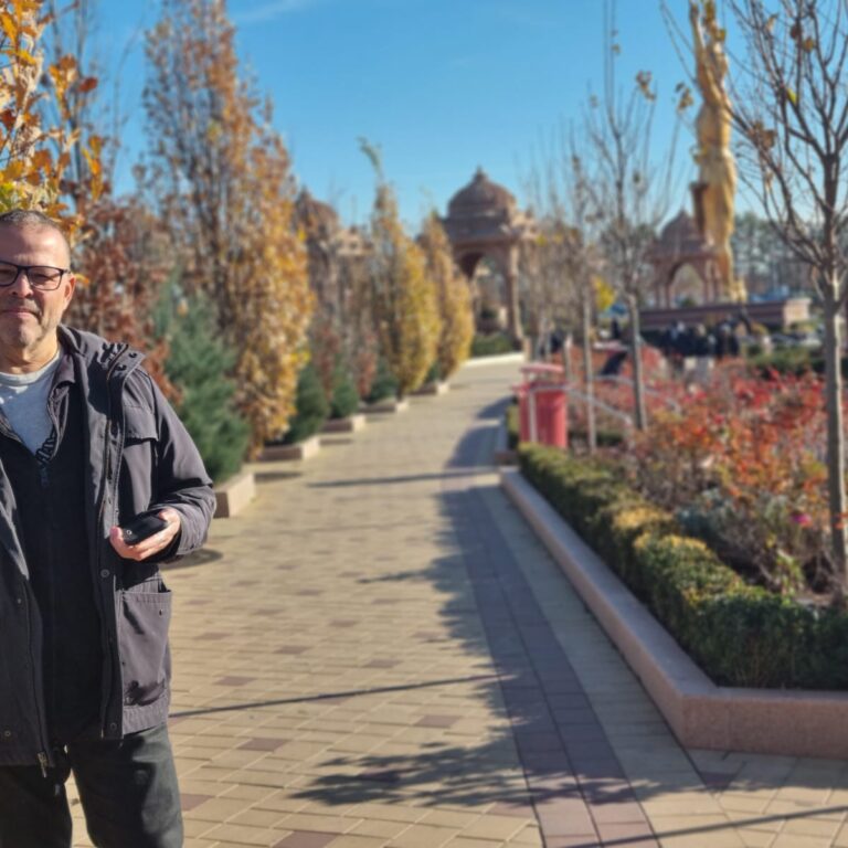 הפארק המקיף את מתחם המקדש