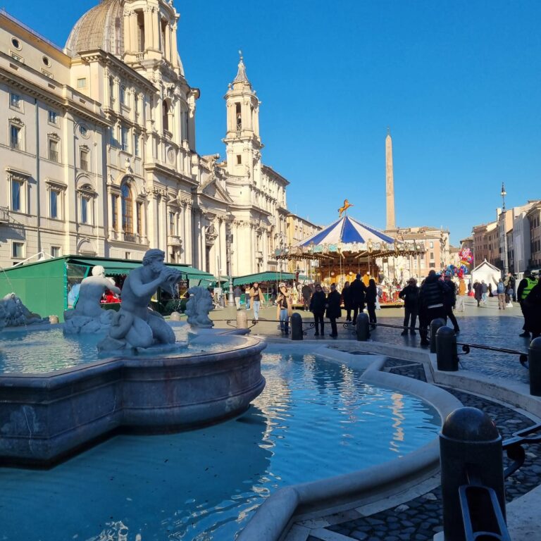 זווית אחרת של פיאצת נבונה