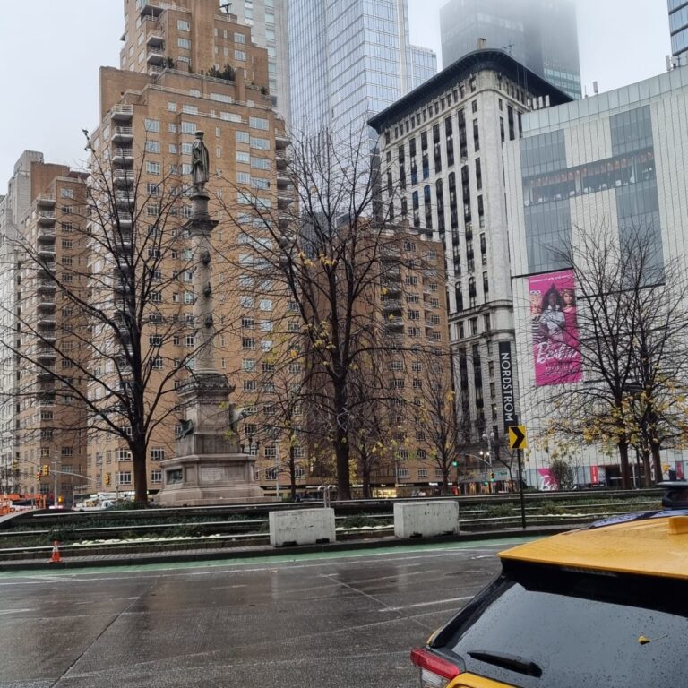 כיכר קולומבוס רטובה בתנקס גיבינג