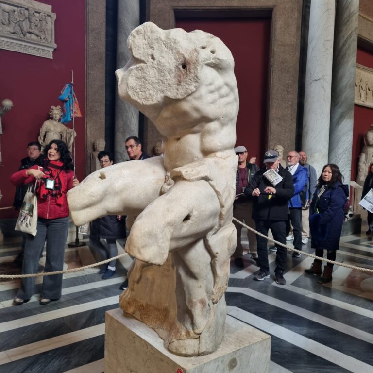 שרידי פסל יווני שהתגלה ,רומא ושימש מודל לפסלי דור הרנאסס