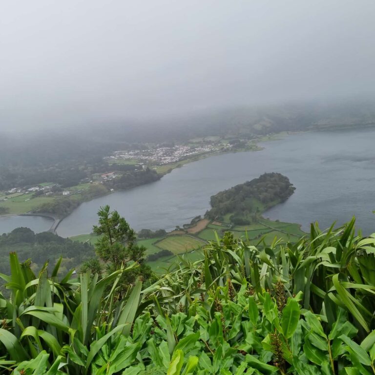 תצפיות נוף נהדרות מהרי האי