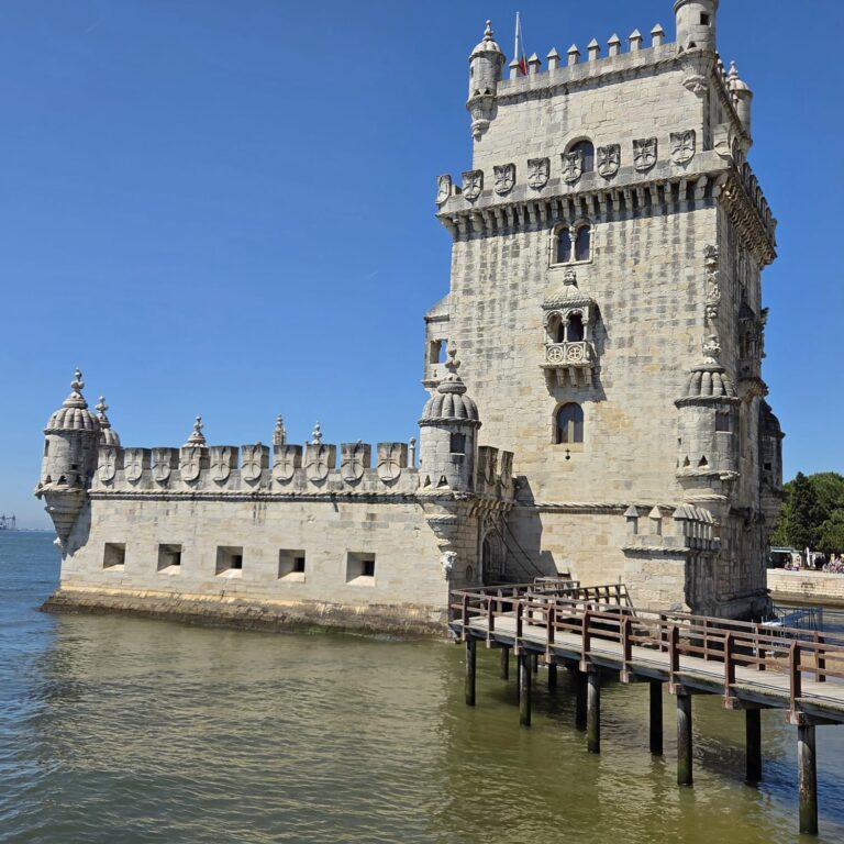 המגדל בבלם ששמר על הכניסה לנמל ליסבון