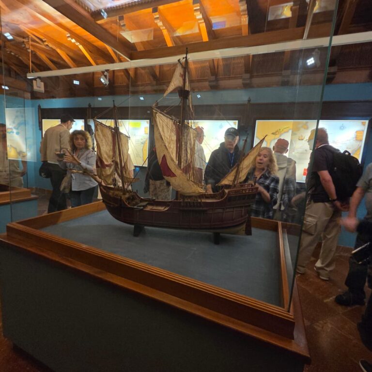 הרפליקה של האוניה סנטה מריה בו שט קולומבוס