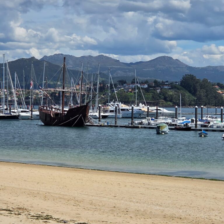 רפליקה בנמל ויגו צפון ספרד לאחת מספינותיו של קולומבוס