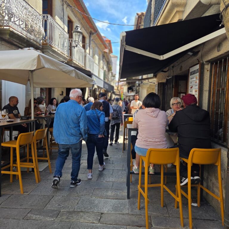 שיטוט בסימטאות העיר ויגו הספרדית ,במחוז גליסיה